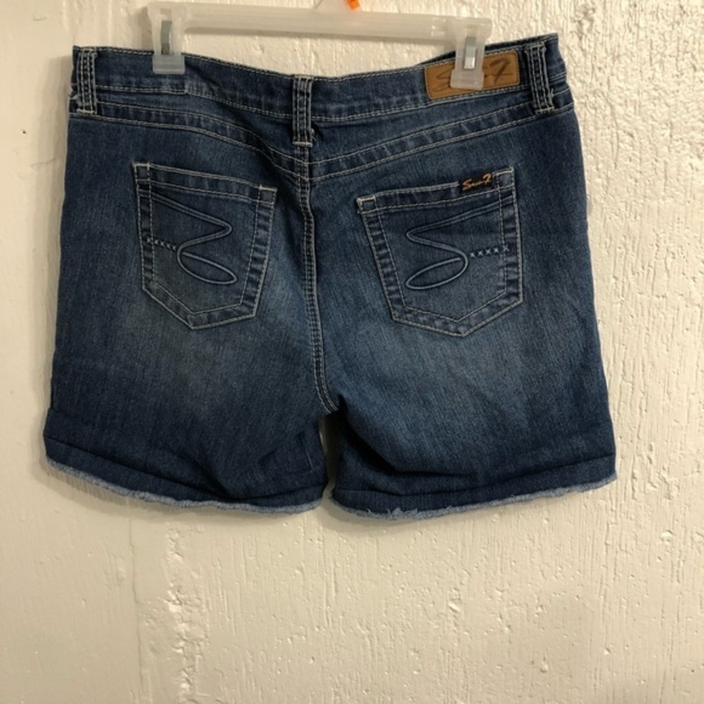 Seven7 Size 10 Denim Jean Raw Edge Shorts - Picture 6 of 6